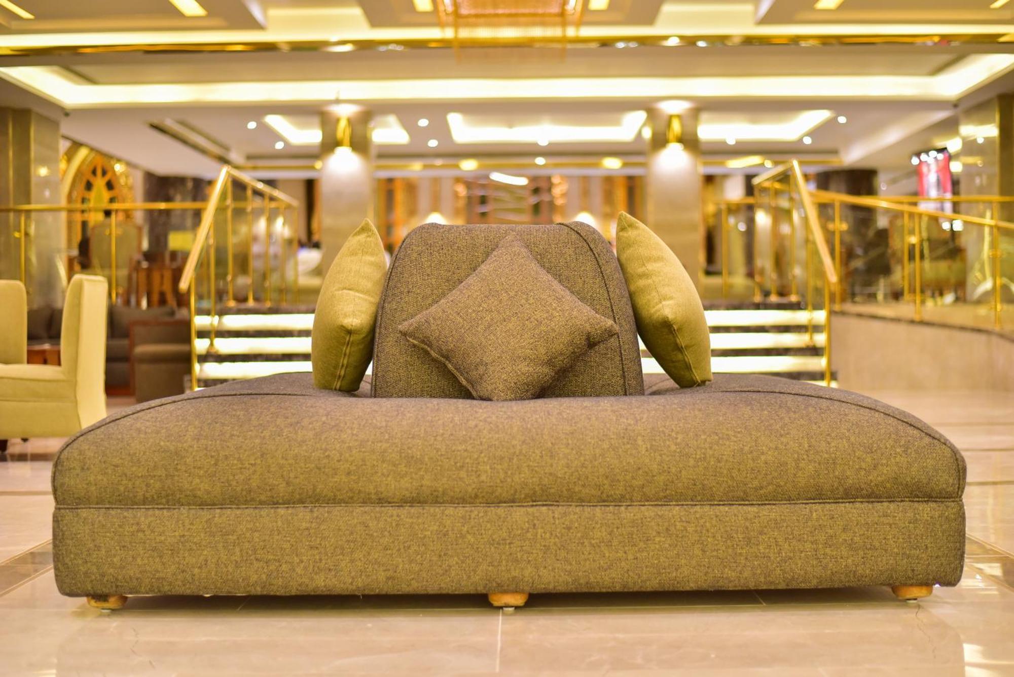 The Grand Hotel Sharm El Sheikh Exteriör bild The interior of the hotel
