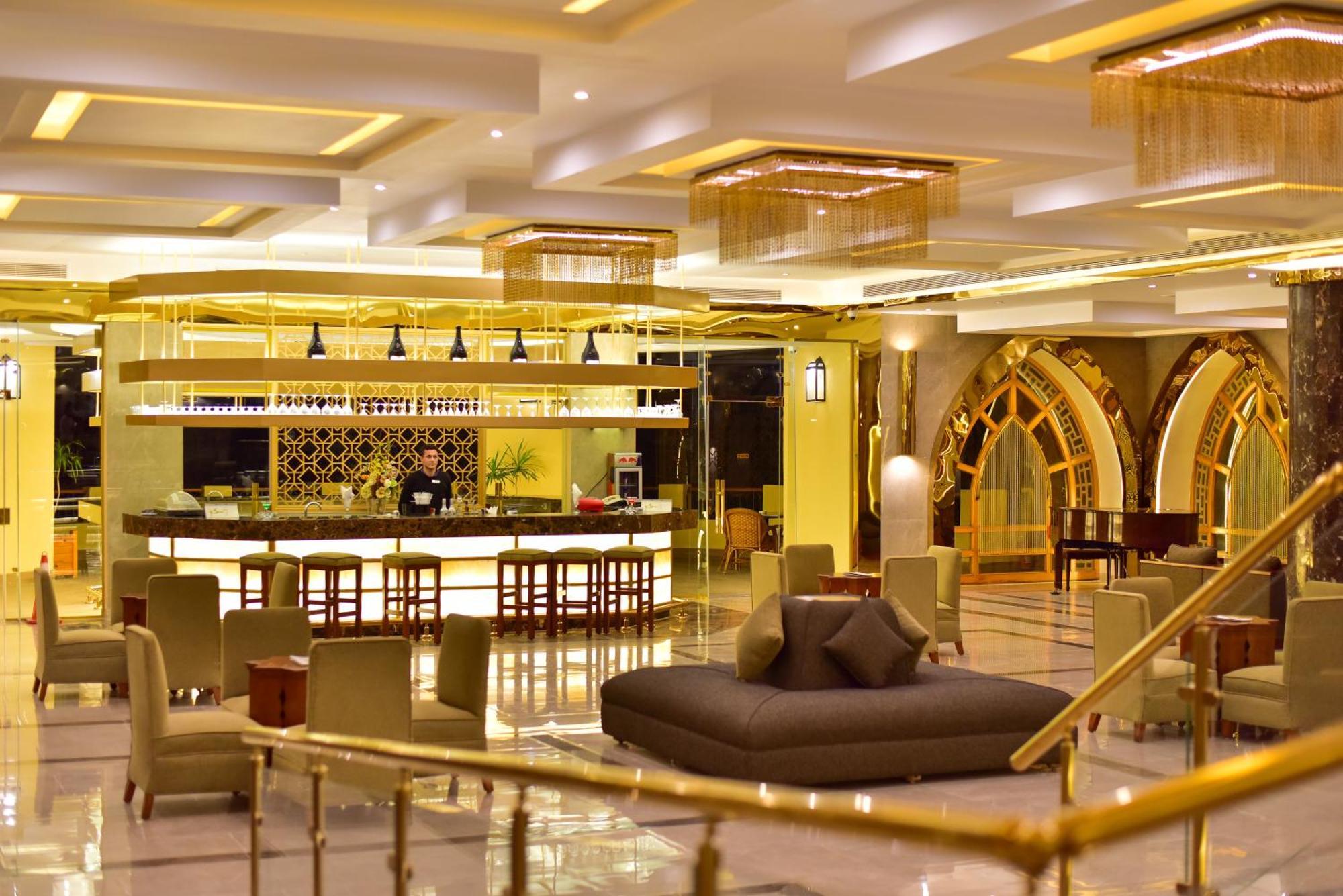 The Grand Hotel Sharm El Sheikh Exteriör bild The lobby of the hotel